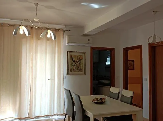 Casa Fiorita Apartment *