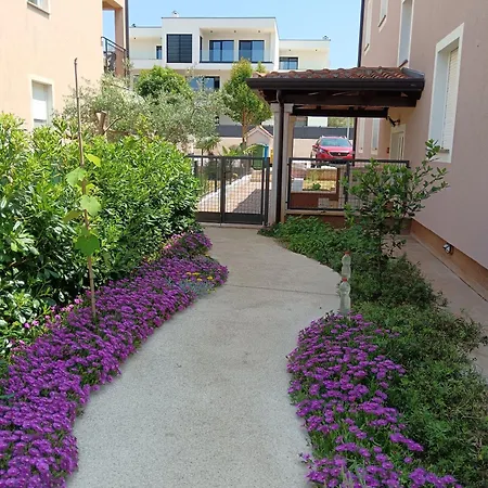 Casa Fiorita דירה *